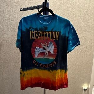 Led Zeppelin 1975 Tour tie dyed T-shirt. I’m not sure if this is a M or W size l